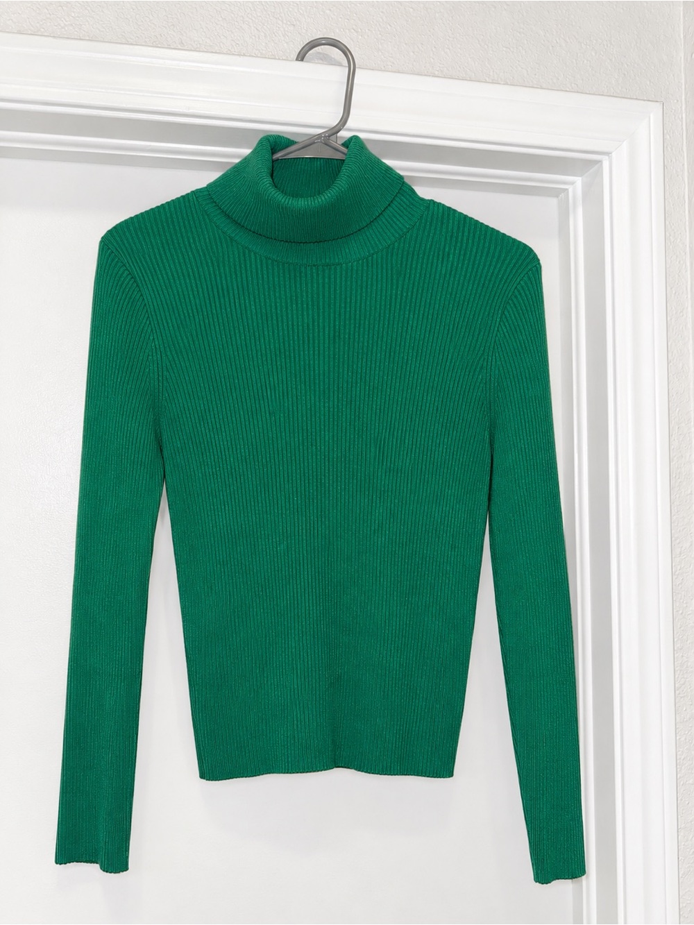 Divided Emerald Green Ribbed Turtleneck Sweater